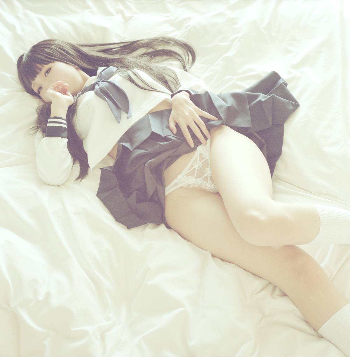 [Cosplay] Awesome body School Girl Cosplay Set